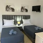 Sela Hotel