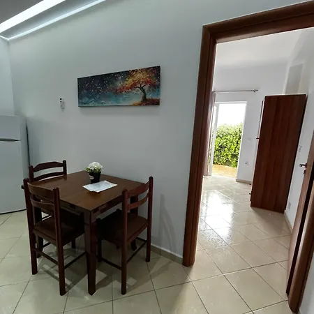 Sela 4* Ksamil